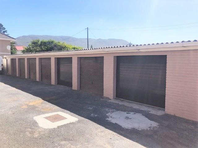 3 Bedroom Property for Sale in Fish Hoek Western Cape